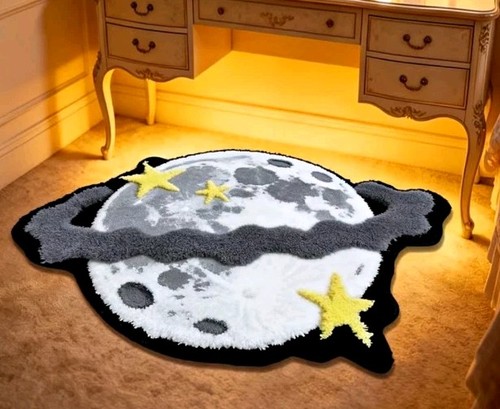 Moon stars - &, shaped